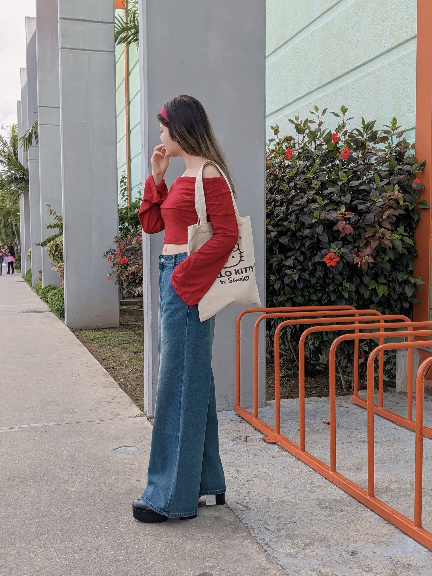 Top Blusa "Belle" Hombros Al Aire Manga Campana