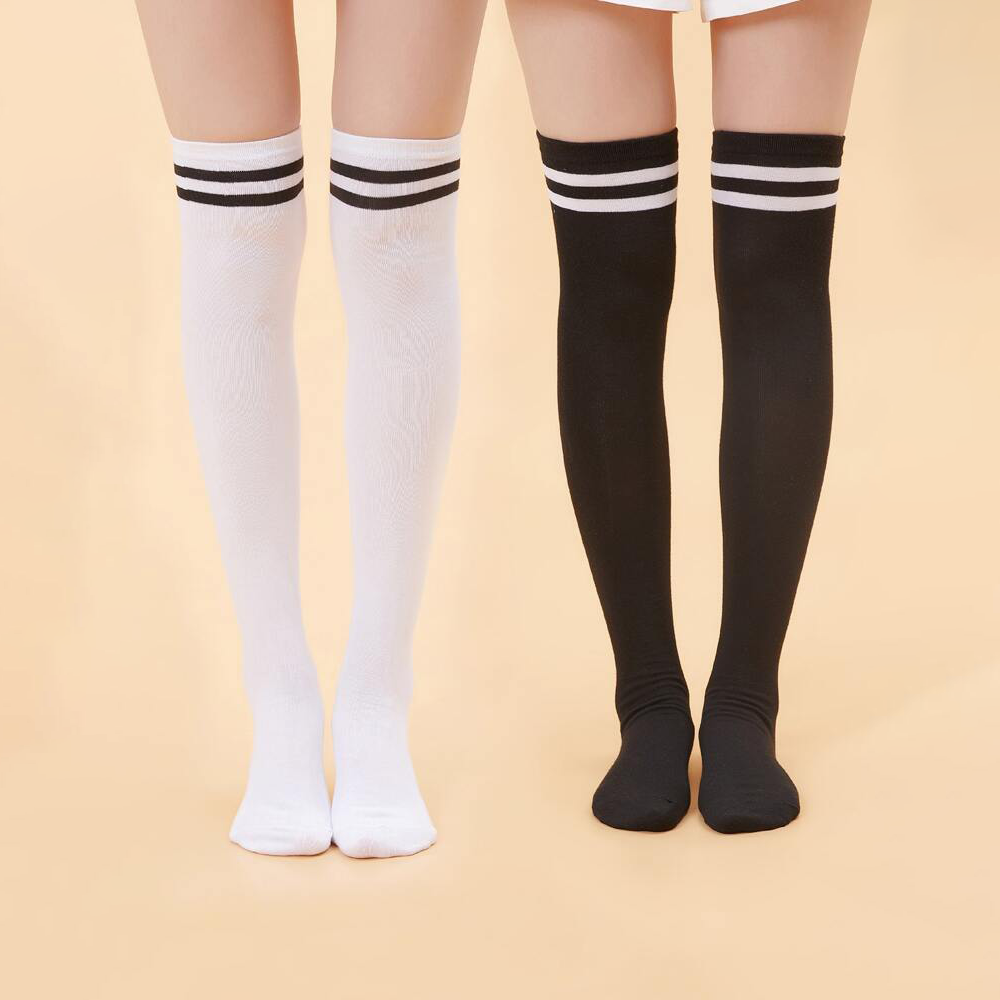 Medias largas sobre rodilla