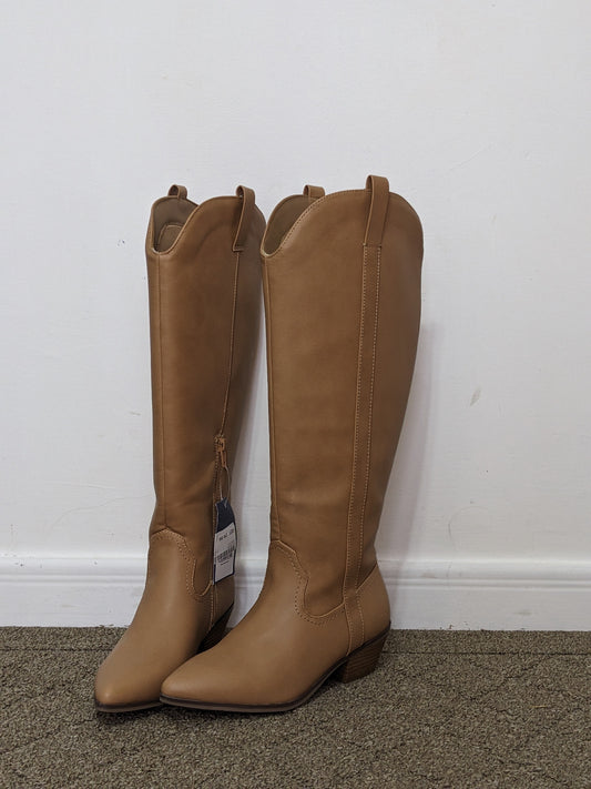 Botas Vaqueras Altas Punta Fina