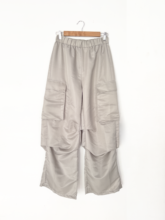 Parachute Pants Pantalón Lucia Gris